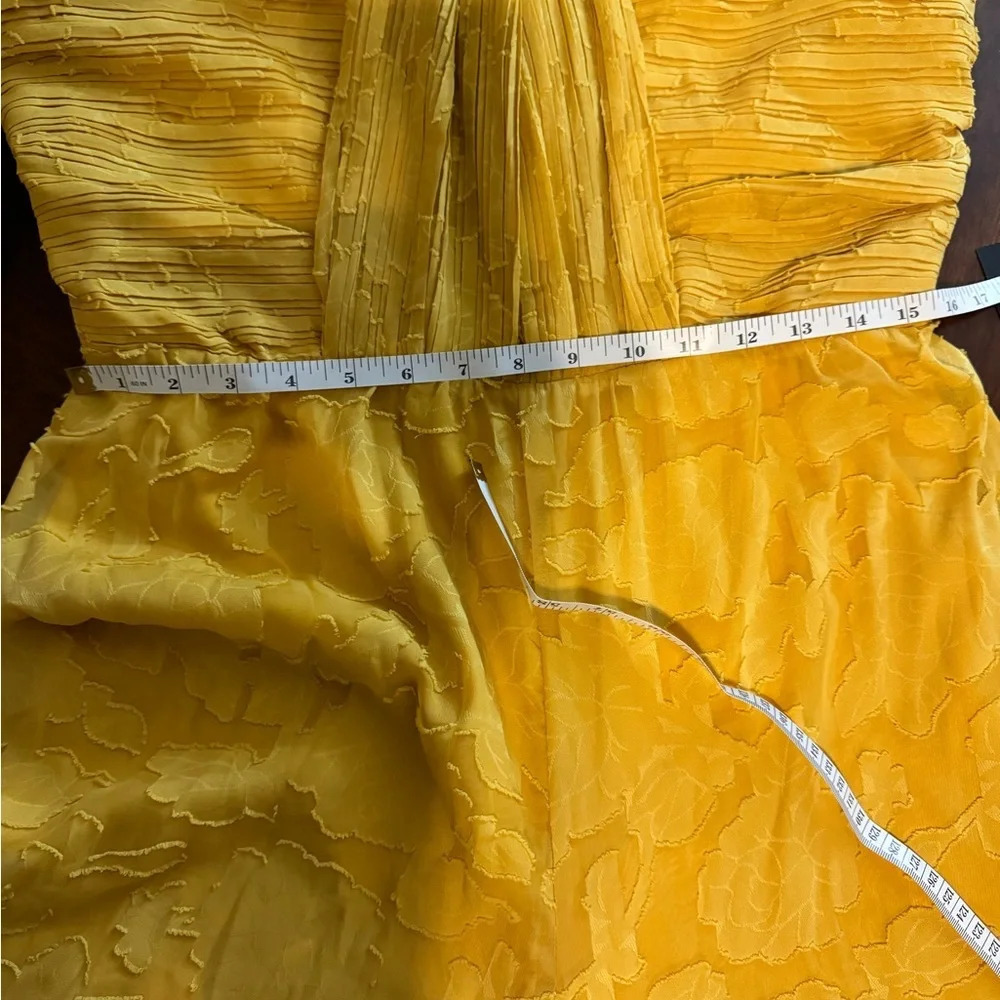 NWT Lulus Lovely Celebration Yellow Floral Burnout Chiffon Jumpsuit Size Large - Picture 12 of 15